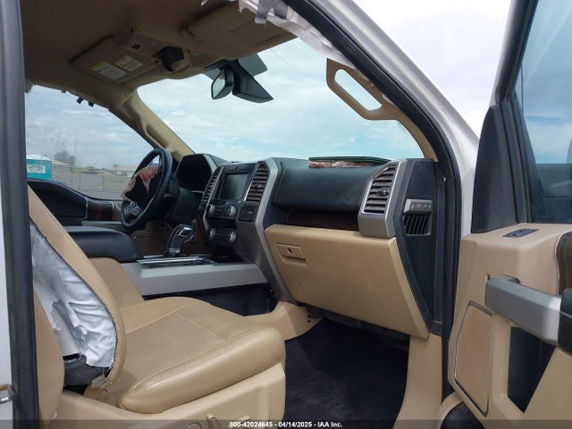 1FTFW1EG0FKD99316 Ford F-150 Lariat