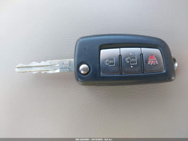 JN8AT2MV0GW148710 Nissan ROGUE S