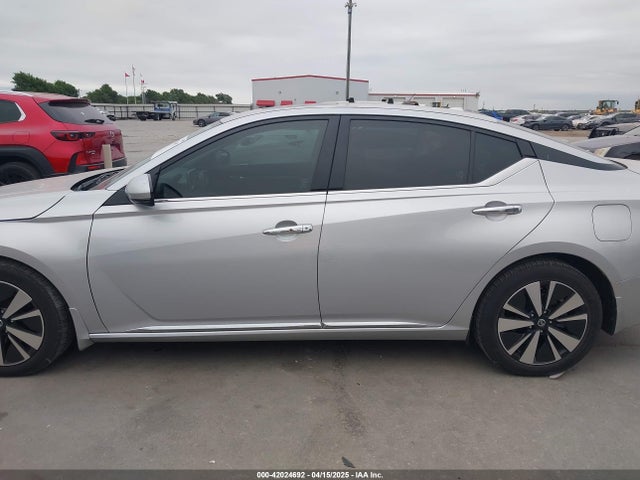 1N4BL4DV6KC213507 Nissan Altima 2.5 Sv