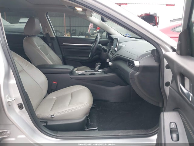 1N4BL4DV6KC213507 Nissan Altima 2.5 Sv