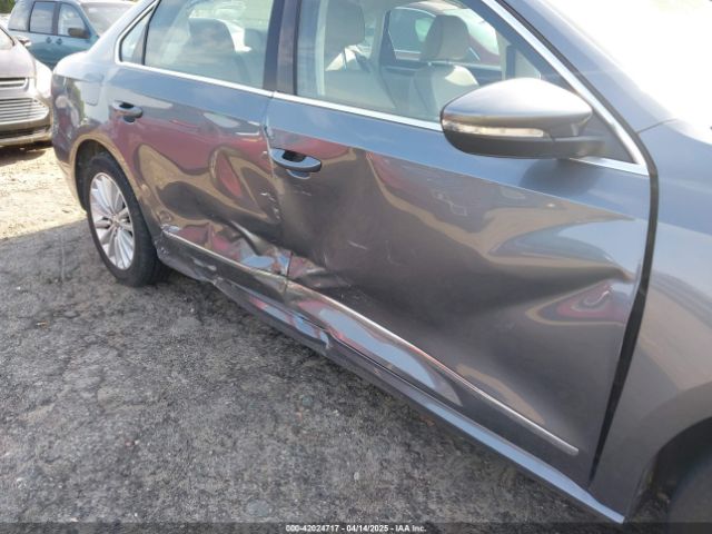 1VWBS7A39GC048588 Volkswagen Passat 1.8t Se