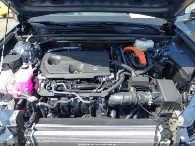 JTDACAAJ6S3016620 Toyota Crown Signia Xle