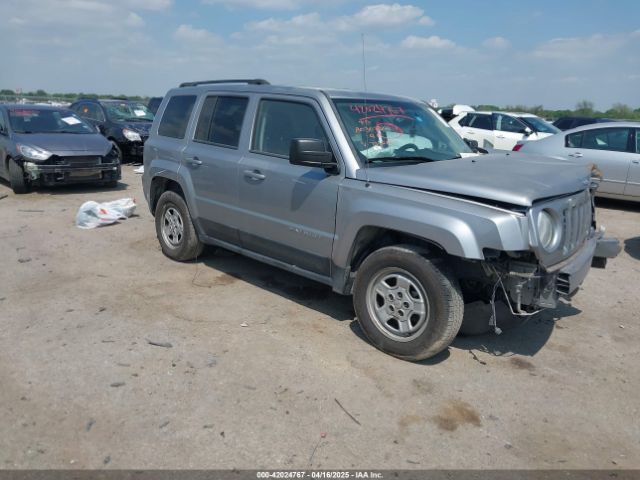 1C4NJPBBXGD739289 auction archive image