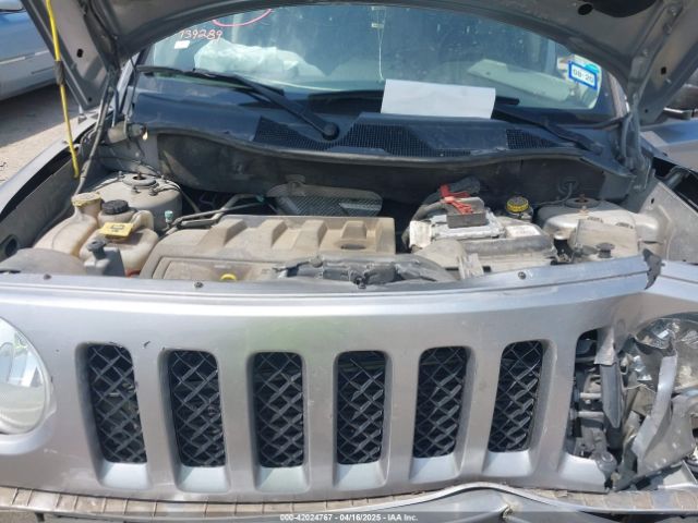 1C4NJPBBXGD739289 Jeep Patriot Sport
