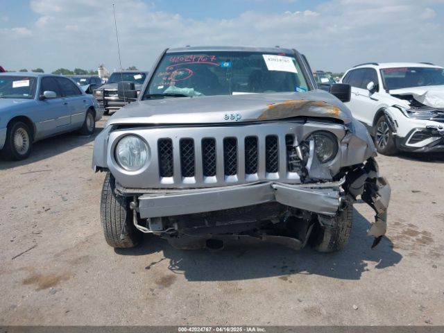 1C4NJPBBXGD739289 Jeep Patriot Sport