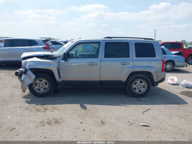 1C4NJPBBXGD739289 Jeep Patriot Sport