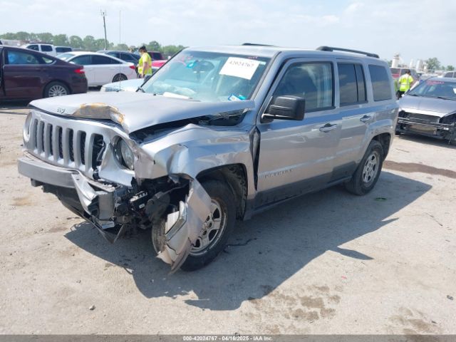 1C4NJPBBXGD739289 Jeep Patriot Sport