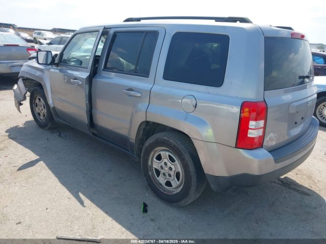 1C4NJPBBXGD739289 Jeep Patriot Sport