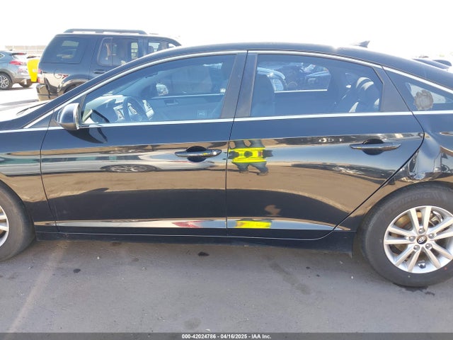 5NPE24AFXGH358181 Hyundai SONATA SE
