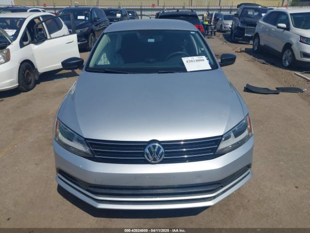 3VW267AJ9GM320493 Volkswagen Jetta 1.4t S