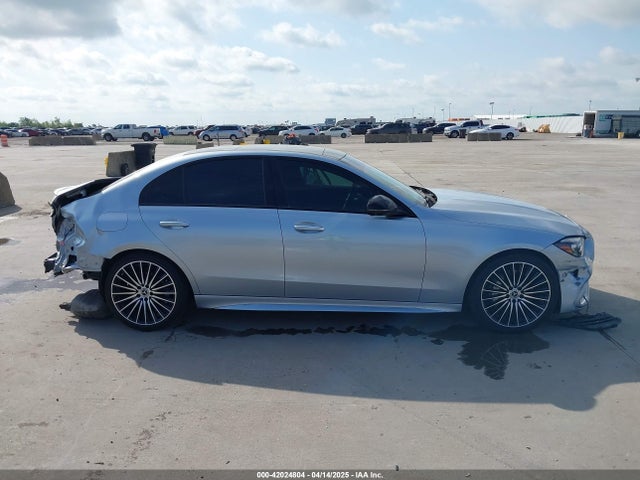 W1KAF4GB3PR106522 Mercedes-Benz C 300 Sedan