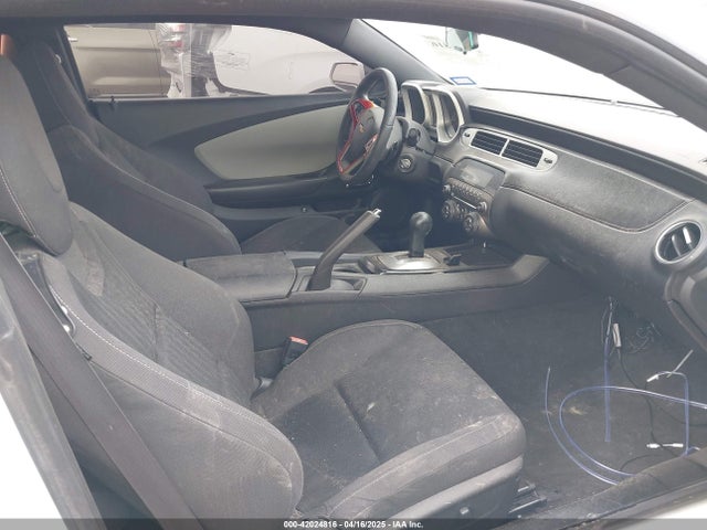 Продажа на аукционе авто 2014 Chevrolet Camaro 2ls, vin: 2G1FA1E39E9165437, номер лота: 42024816