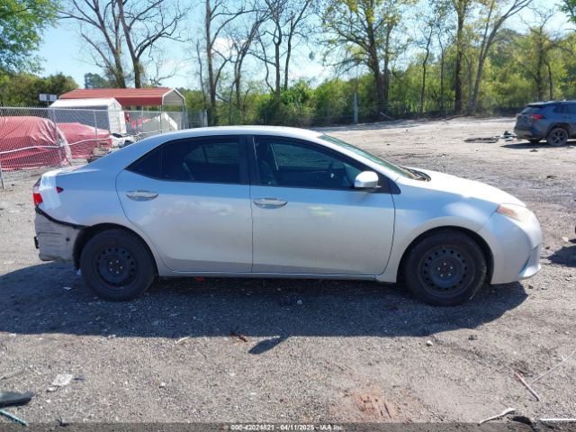 2T1BURHE1GC611656 Toyota COROLLA LE