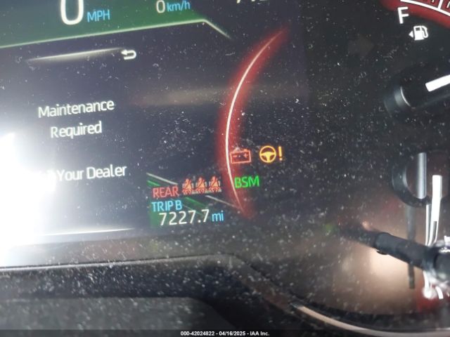 2T3G1RFV4RW467031 Toyota RAV4 LE