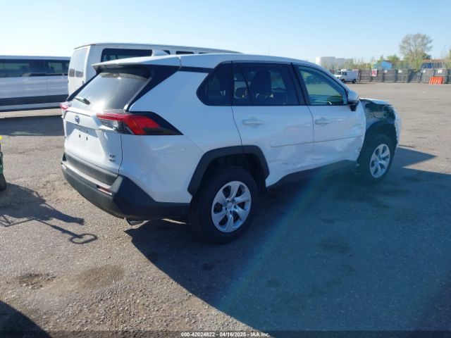 2T3G1RFV4RW467031 Toyota RAV4 LE