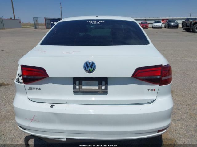 3VWDB7AJ8JM203807 Volkswagen Jetta 1.4t Se/1.4t Wolfsburg Edition