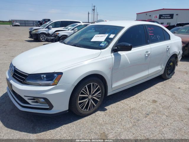 3VWDB7AJ8JM203807 Volkswagen Jetta 1.4t Se/1.4t Wolfsburg Edition