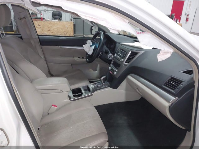 4S3BMCA66E3027873 Subaru Legacy 2.5i