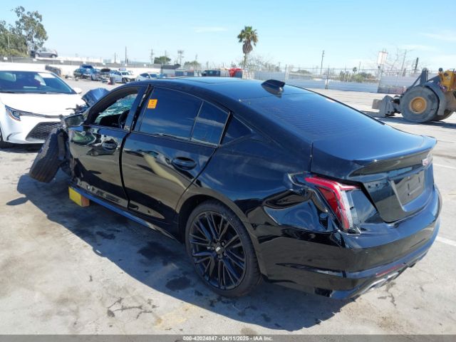 2025 CADILLAC CT5-V 1G6DR5RW2S0105723 Photo 2