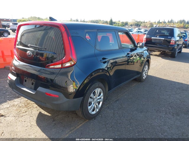 KNDJ23AU8L7061786 KIA SOUL LX