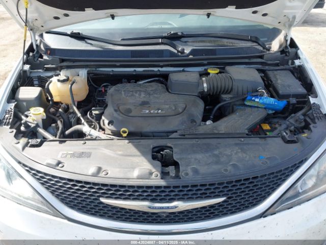 2C4RC1GG6HR659936 Chrysler Pacifica Limited