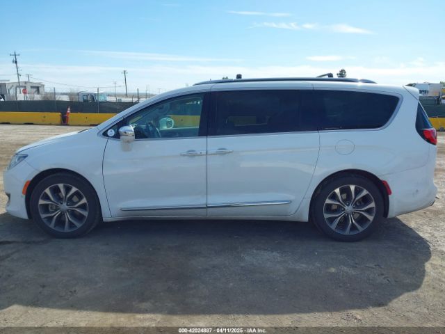 2C4RC1GG6HR659936 Chrysler Pacifica Limited
