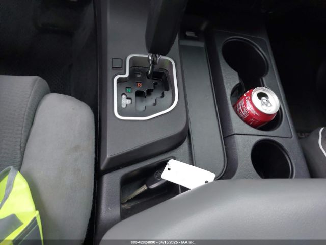 5TDBY5G13JS159896 Toyota Sequoia Sr5