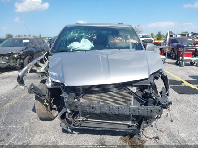 2C4RDGCG9JR239809 Dodge Grand Caravan Sxt