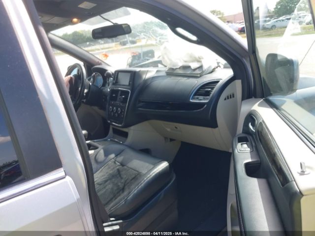 2C4RDGCG9JR239809 Dodge Grand Caravan Sxt