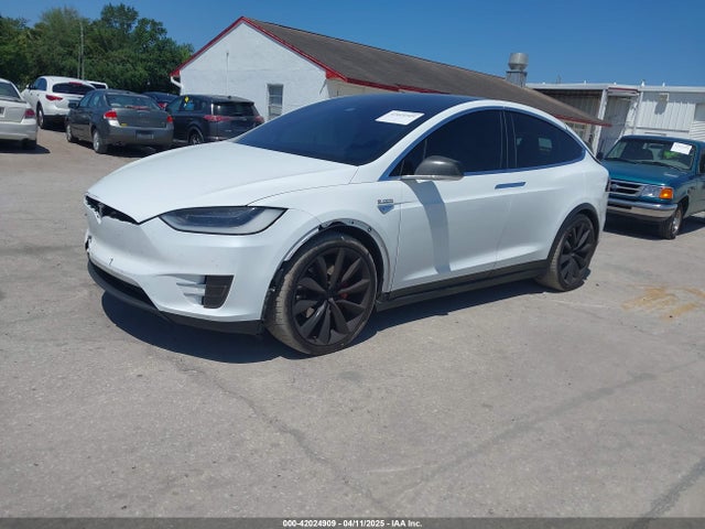 2016 TESLA MODEL X 5YJXCBE41GF016264 Photo 1