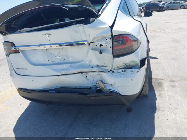 2016 TESLA MODEL X 5YJXCBE41GF016264 Photo 5