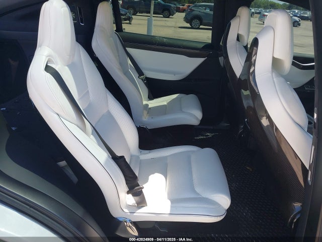 2016 TESLA MODEL X 5YJXCBE41GF016264 Photo 7