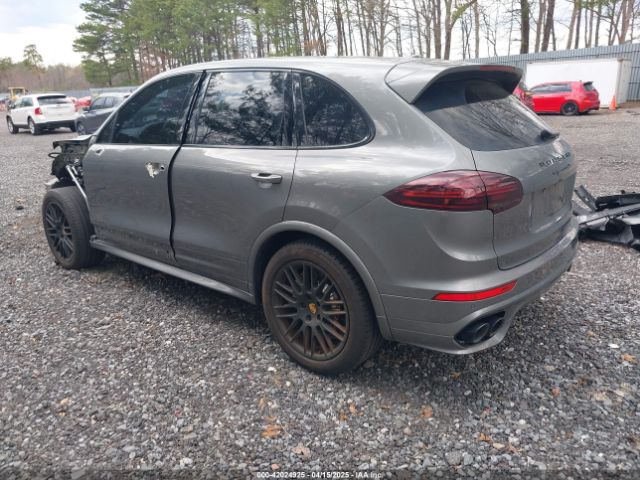 2018 PORSCHE CAYENNE WP1AD2A20JLA80032 Photo 2