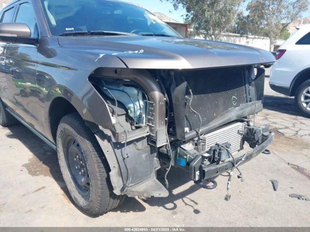1FMJU2AT7KEA58041 Ford Expedition Limited