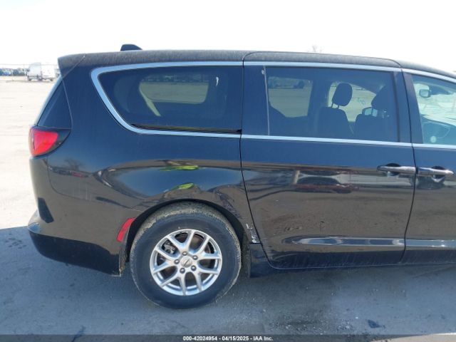2C4RC1CG0PR549081 Chrysler Voyager Lx