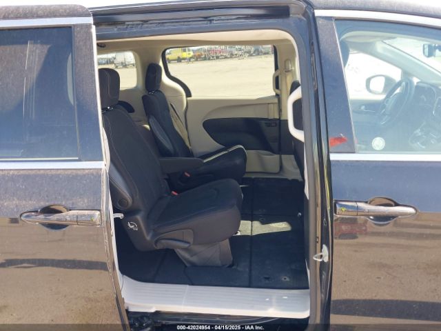 2C4RC1CG0PR549081 Chrysler Voyager Lx