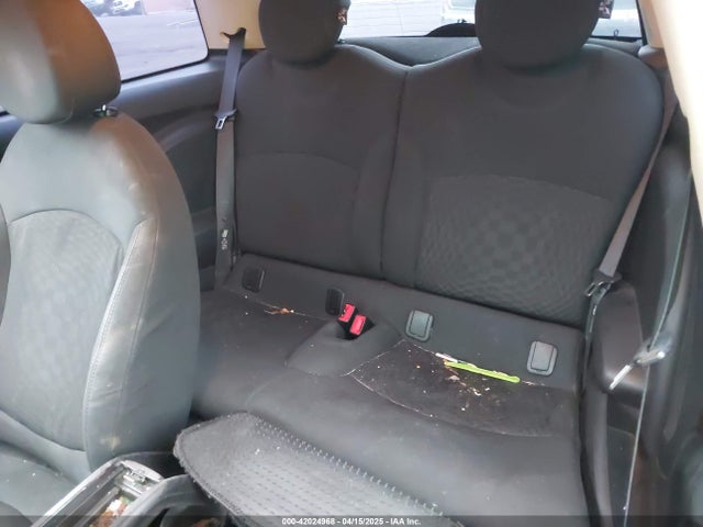 2011 MINI COOPER WMWSU3C56BT091666 Photo 7