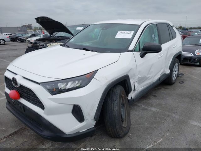 2T3F1RFV0NW267396 Toyota RAV4 LE