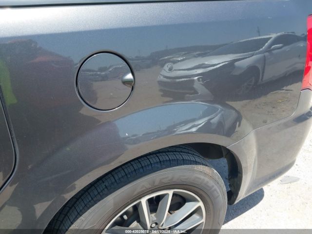 2C4RDGEG6HR697816 Dodge Grand Caravan Gt