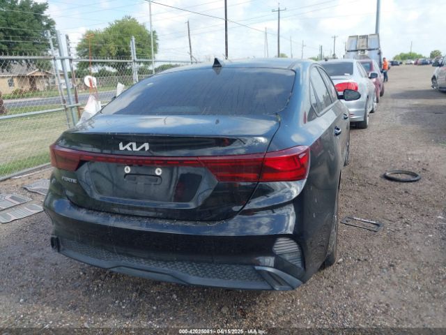 2022 KIA FORTE 3KPF24AD3NE461012 Photo 3