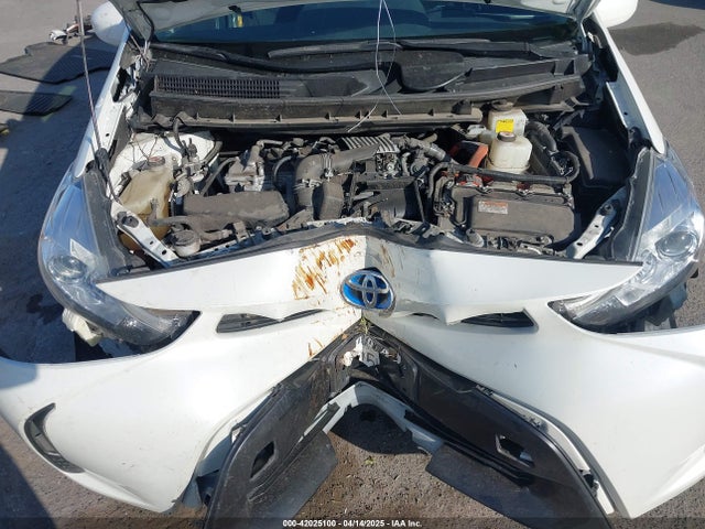 JTDZN3EU9HJ066736 Toyota Prius V Two