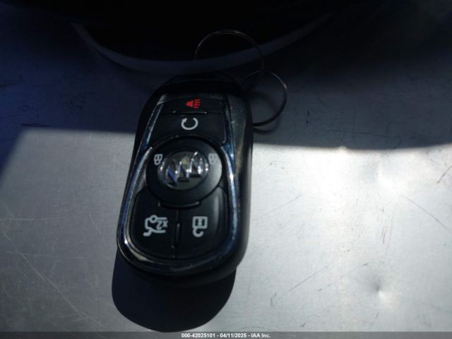 1G4ZP5SS0JU110020 Buick Lacrosse Essence