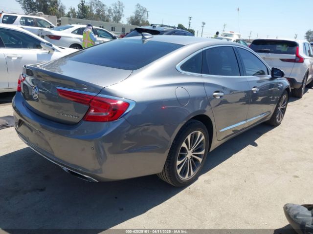 1G4ZP5SS0JU110020 Buick Lacrosse Essence