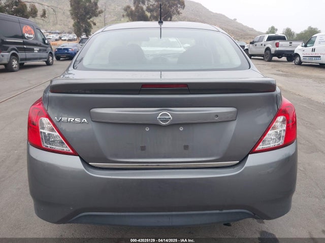 3N1CN7AP6HL864653 Nissan Versa 1.6 S+