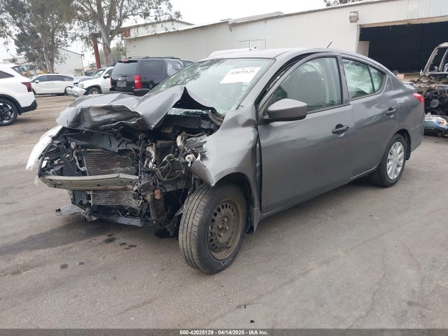 3N1CN7AP6HL864653 Nissan Versa 1.6 S+