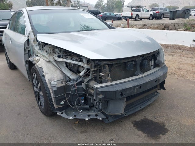 1N4AL3APXJC248951 Nissan Altima 2.5 Sl