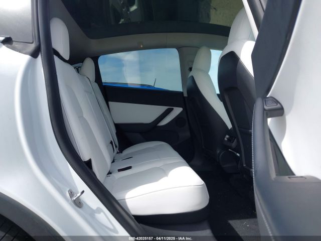 5YJYGDEF7MF277769 Tesla Model Y Performance Dual Motor All-wheel Drive