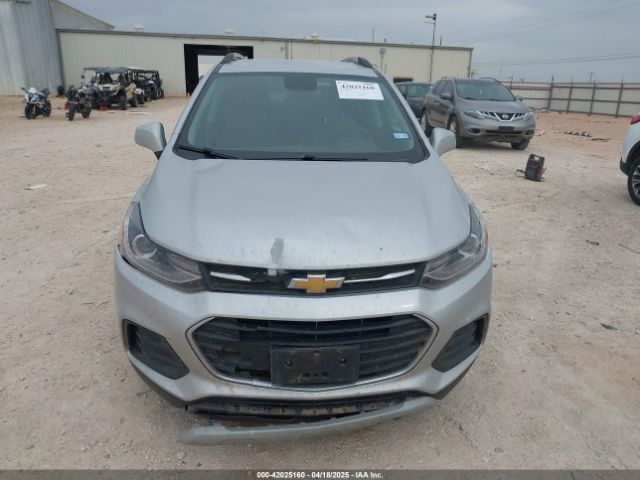 KL7CJPSB8MB321938 Chevrolet Trax Awd Lt