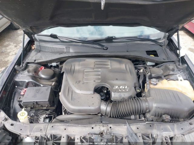2C3CCAEG9GH282438 Chrysler 300C