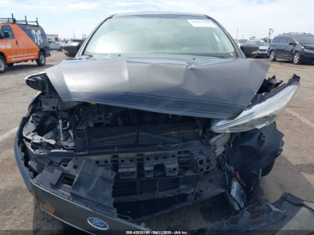 1FADP3N23JL241453 Ford Focus Titanium